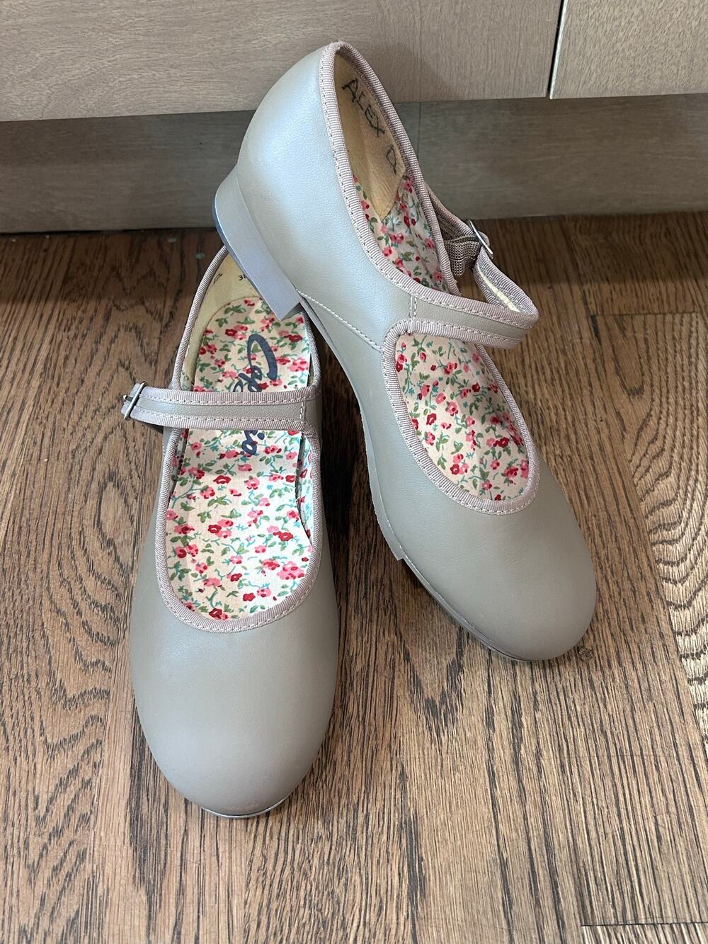Capezio Tan Mary Jane Tap Shoes 3800 Women's Sz 6.5 Leather Dance Flat Floral